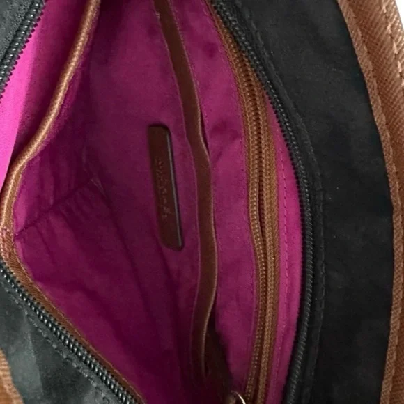 Michael Kors Black Nylon & Leather Trim Crossbody Bag – Gold Hardware - Picture 8 of 8